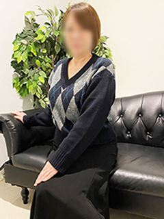 品川人妻デリヘル【熟女の風俗最終章 品川店】くれは