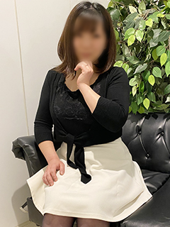 品川人妻デリヘル【熟女の風俗最終章 品川店】ちか